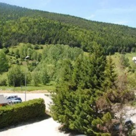 Apartment Mezzanine Pour 4 Pers. A Villard-de-lans, Animaux Admis - Fr-1-515-113 *